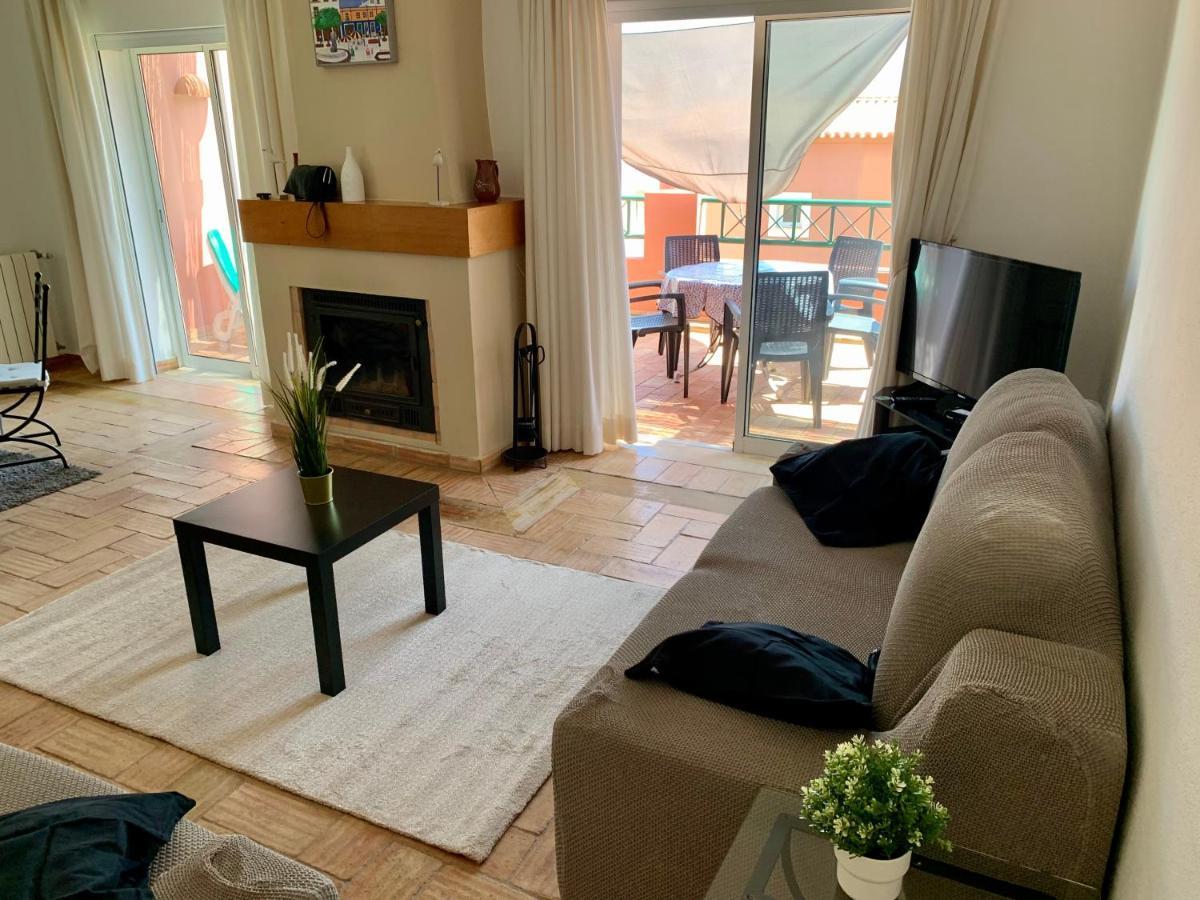 Casadaluz 86: Porto Dona Maria Oceanfront Retreat Holiday home *