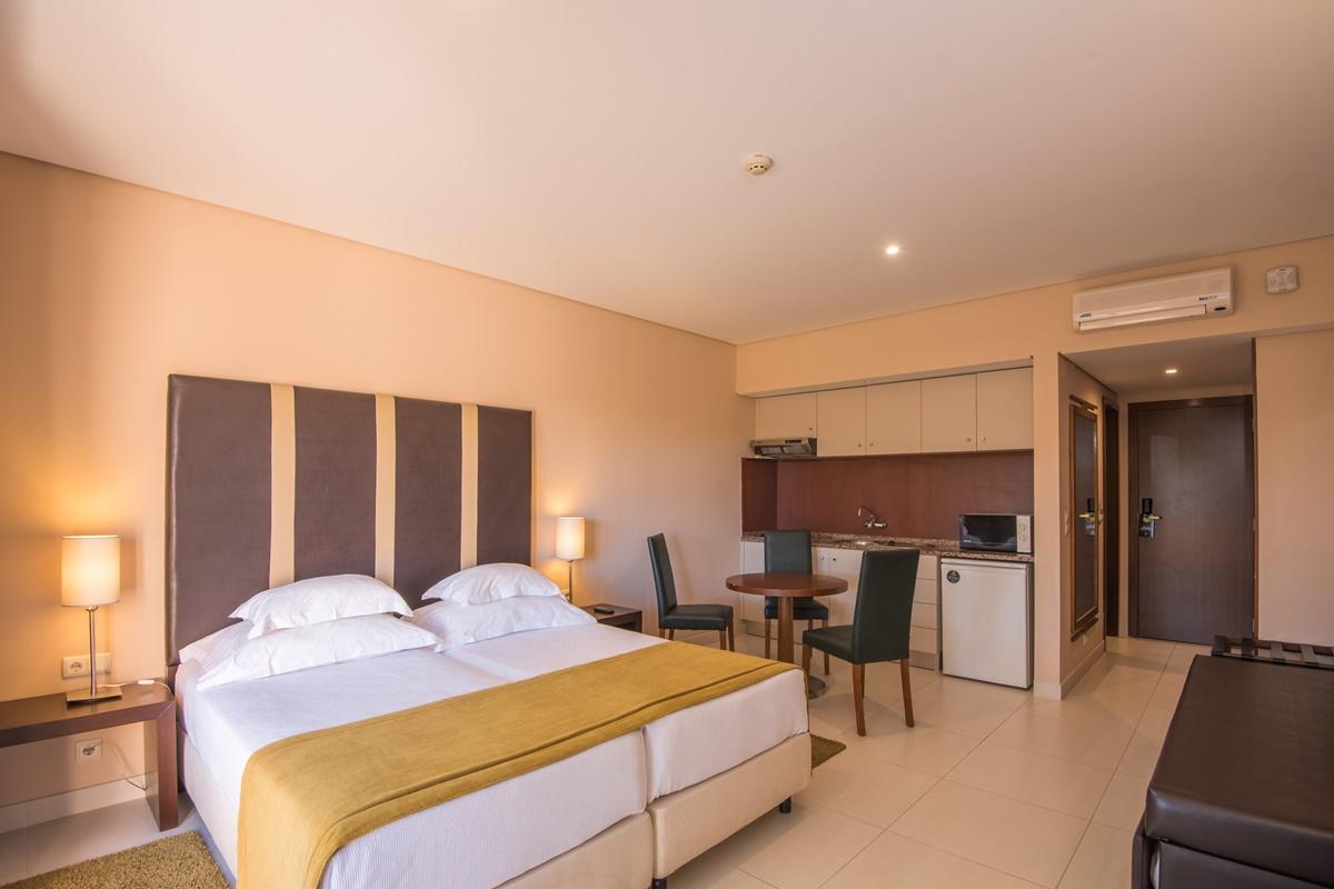 Gale Atlantico 4*