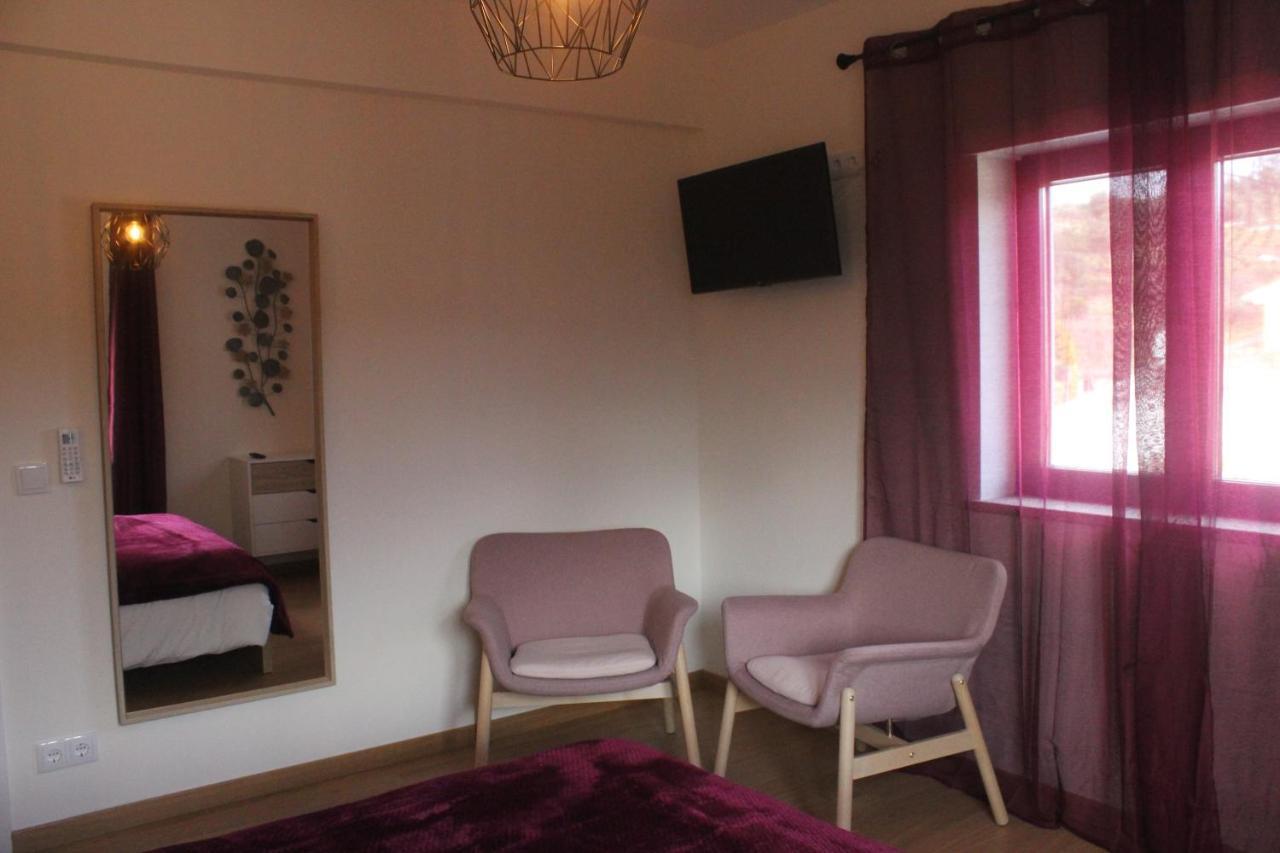 Casa Dona Alzira Hostel *