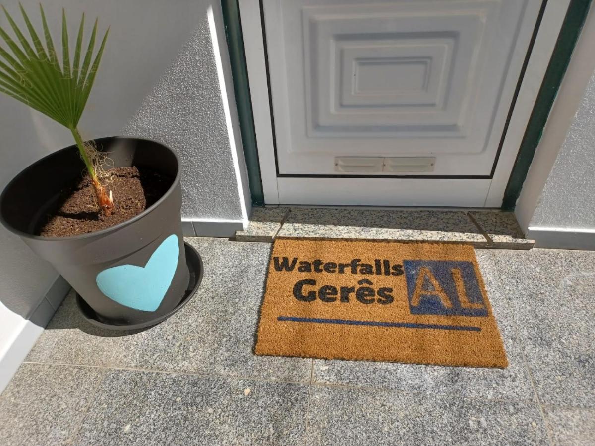 Waterfalls Al Bed & Breakfast Geres
