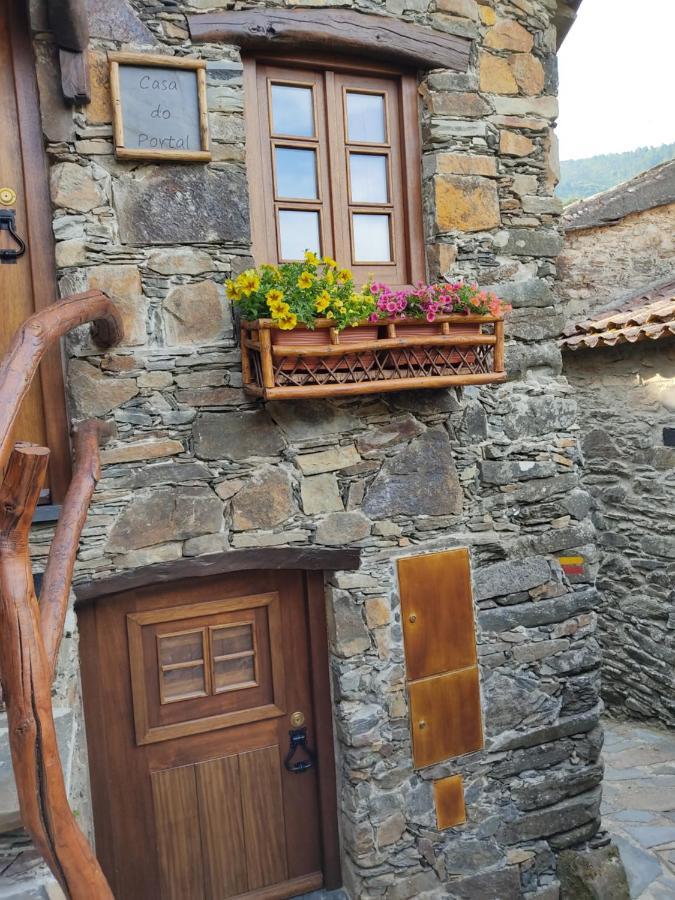 Holiday home Montanhas Do Xisto - Casa Do Portal *