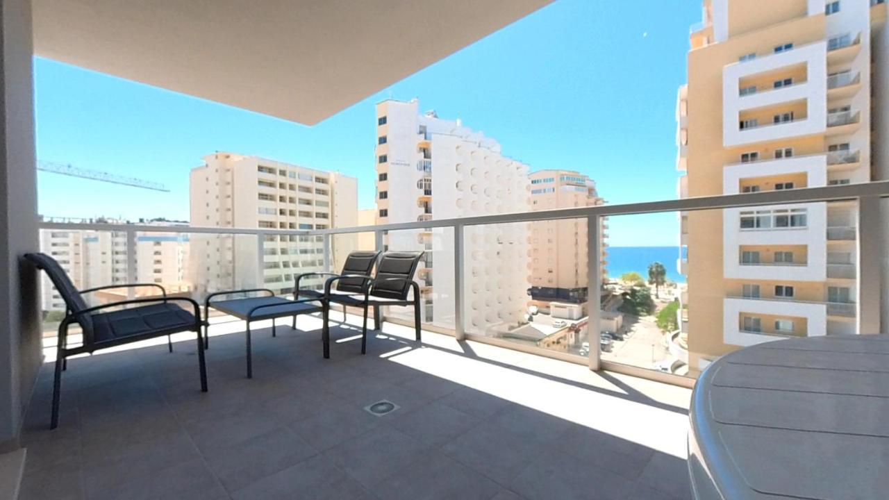 Elite 8a Apartment *