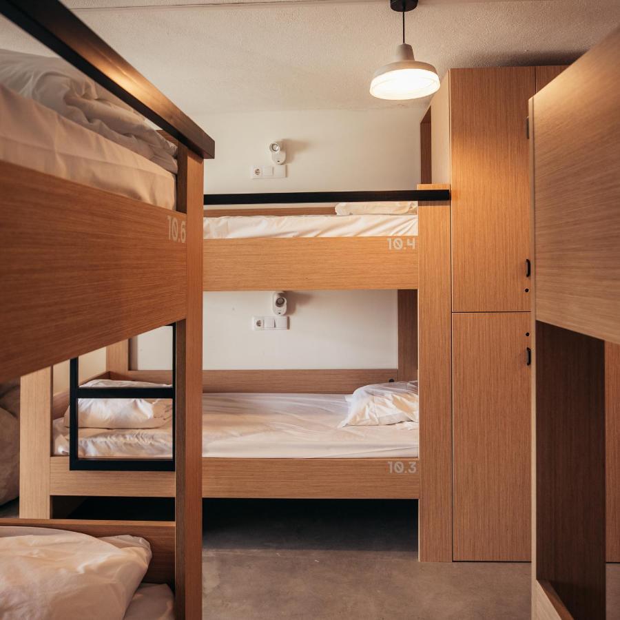Hostel Mute