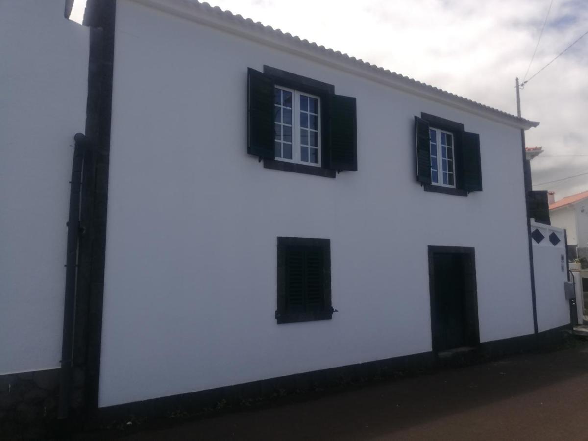 Holiday home Vitamin Sea Sao Roque do Pico