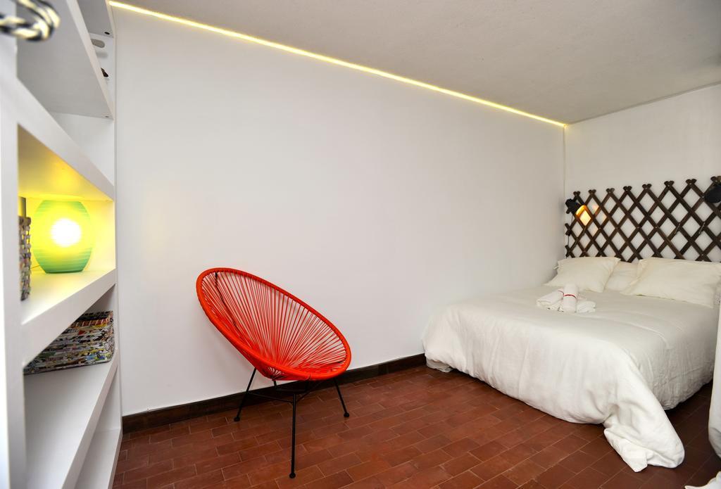 Carcavelos Surf House Bed & Breakfast 2*