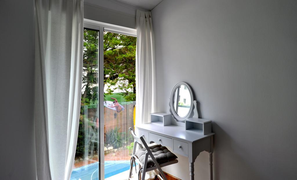 Bed & Breakfast Carcavelos Surf House 2*