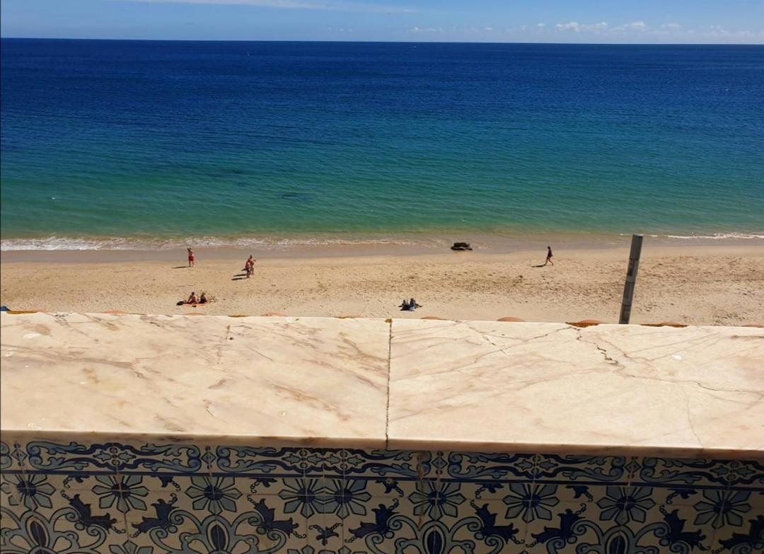 Blue House With Parking Sesimbra