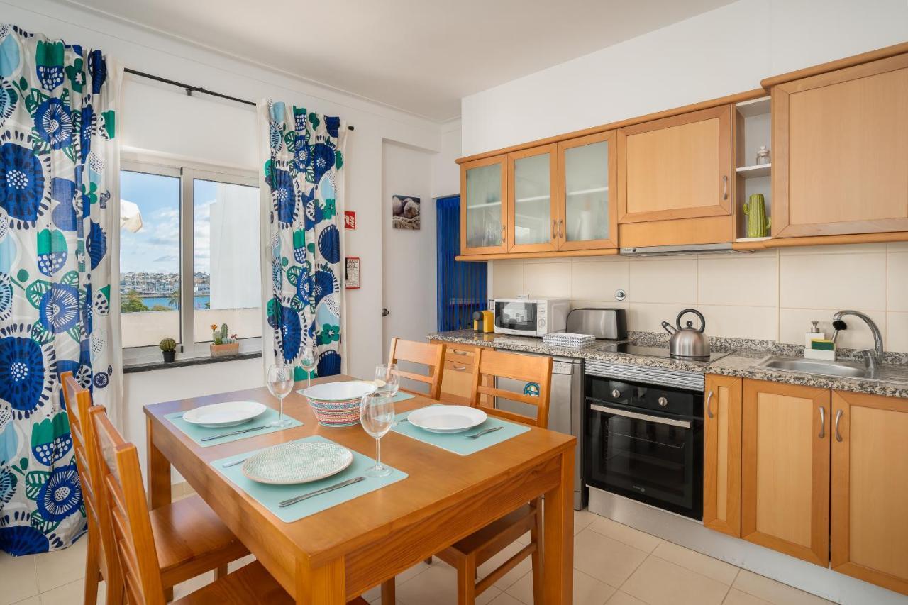 Apartment Dom Carlos - 6 Com Ac E Vista Fabulosa Sobre O Rio Arade Portimao