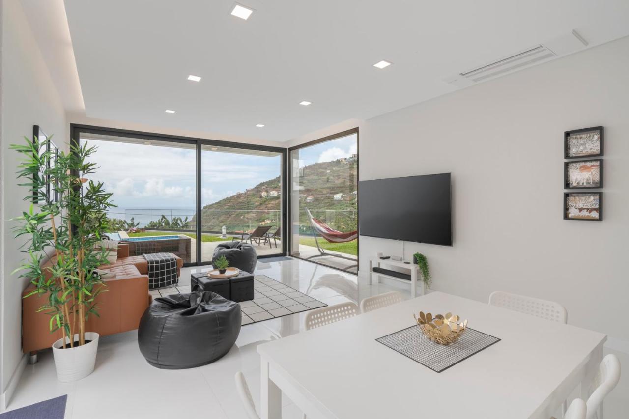 Pearl Of Calheta By An Island Holiday home