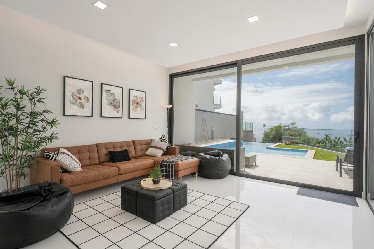 Pearl Of Calheta By An Island Holiday home *