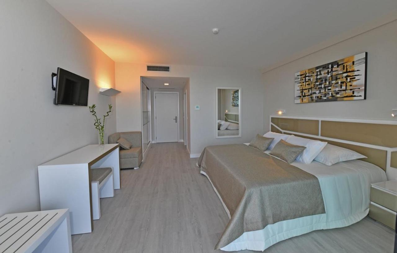 Hotel Calamar 3*