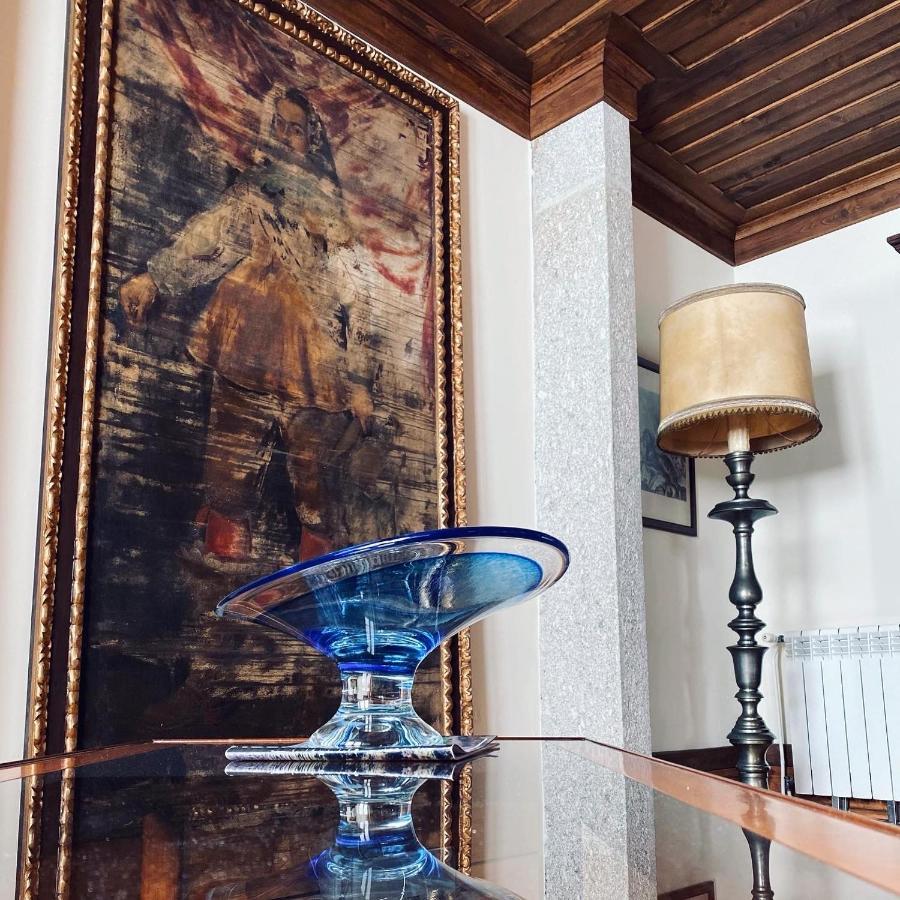 Casa De Santa Barbara - *
