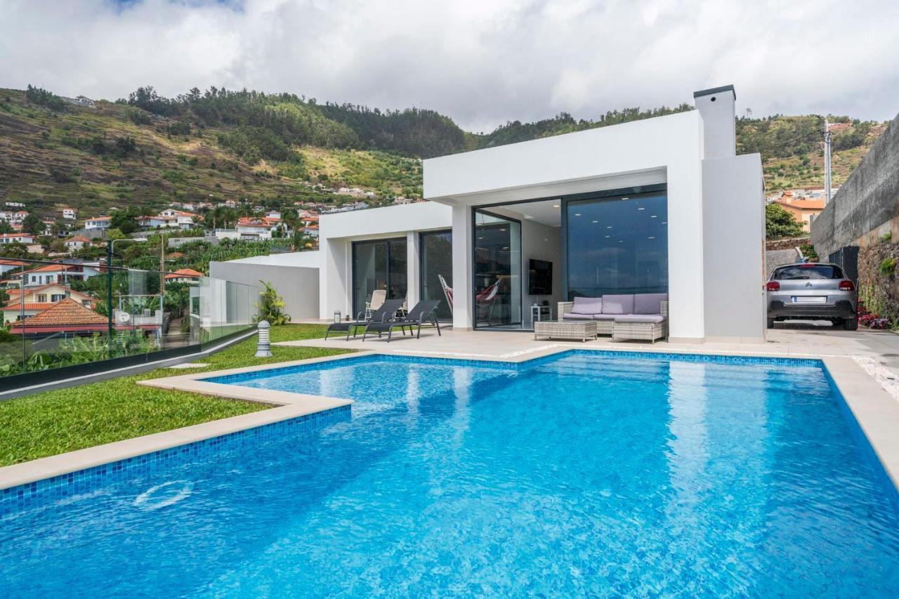 Pearl Of Calheta By An Island Holiday home *