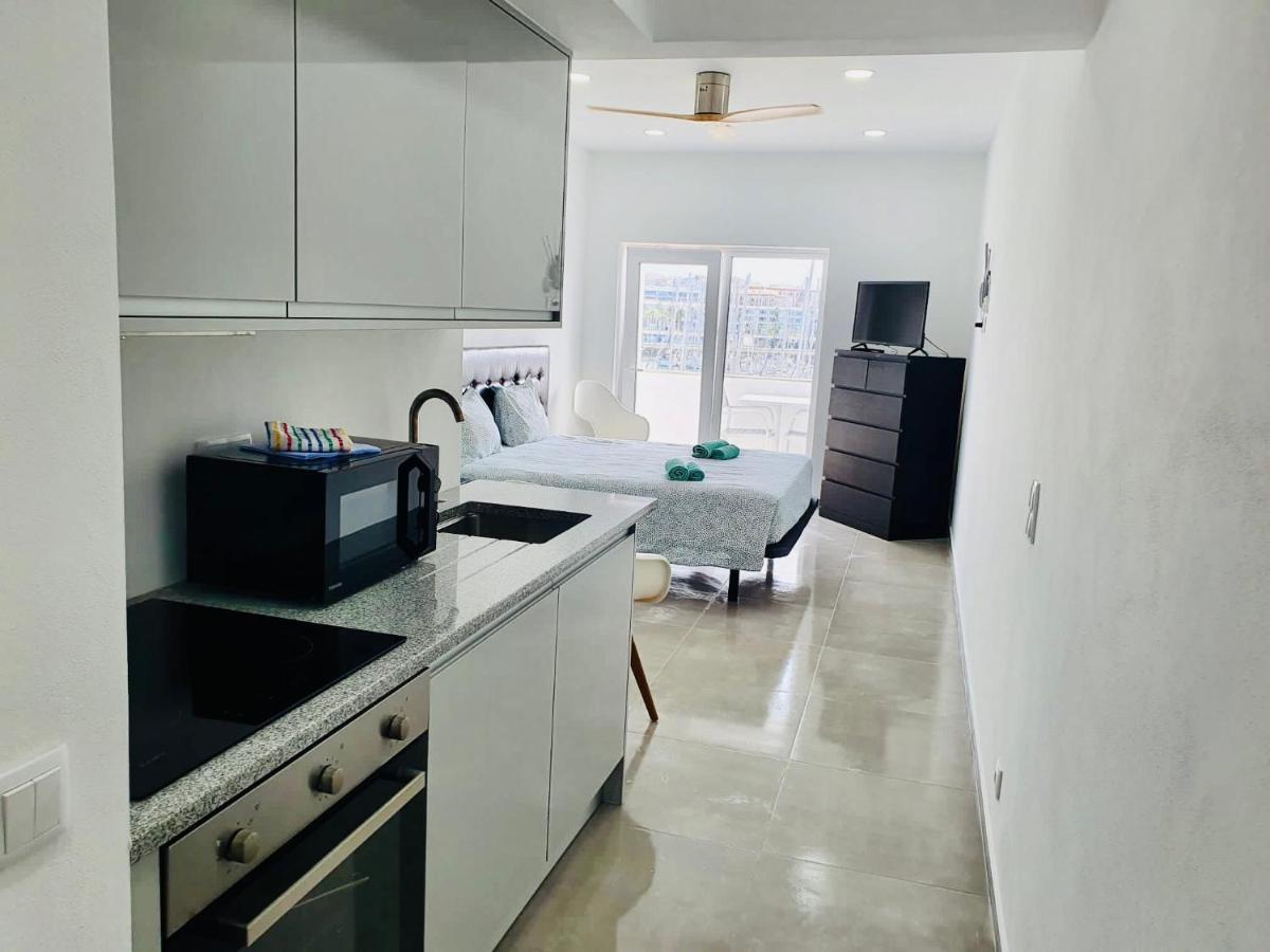 Marina View On Main Avenue Near Beaches * Lagos