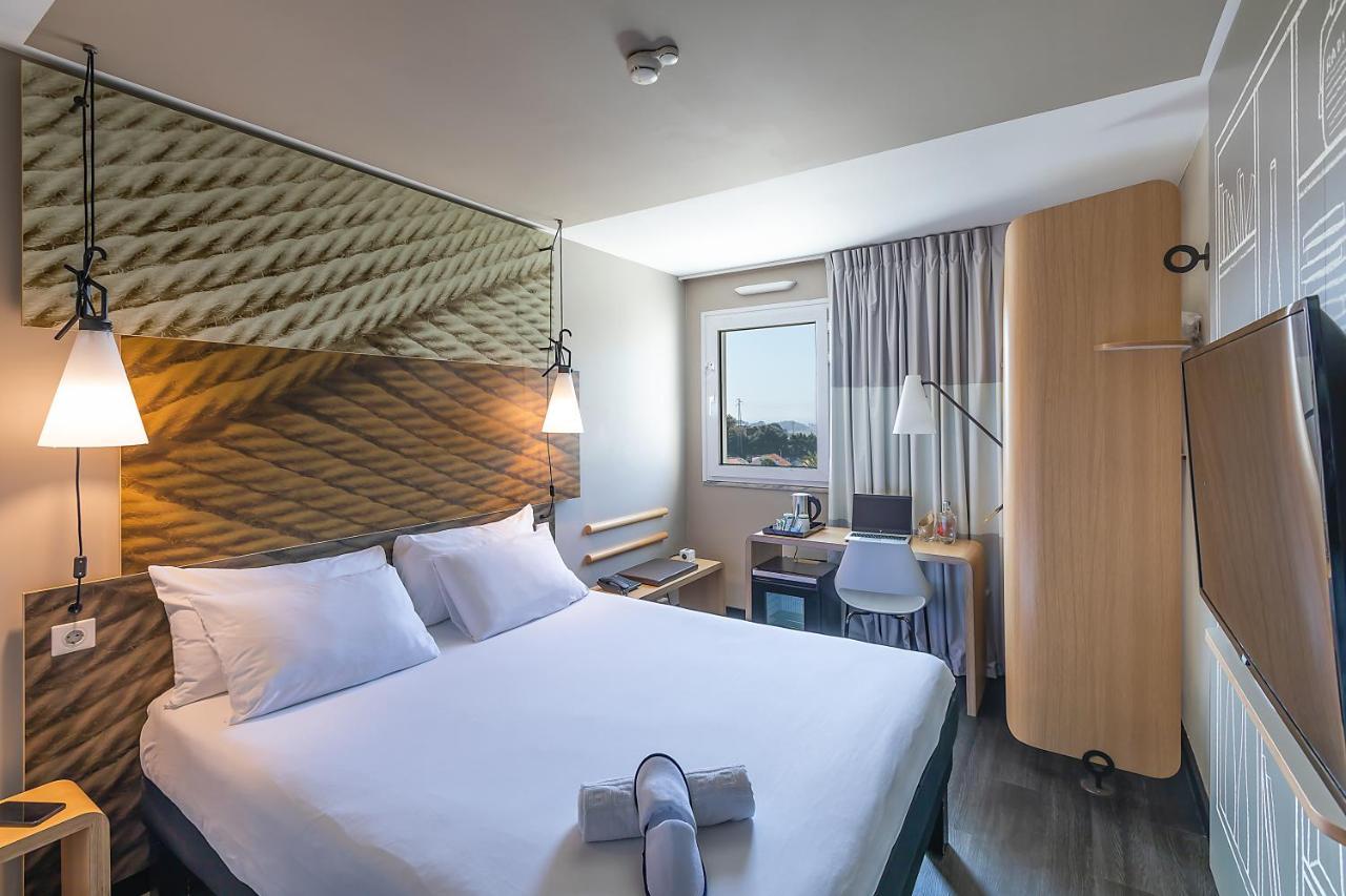 Ibis Porto Gaia Hotel 2*