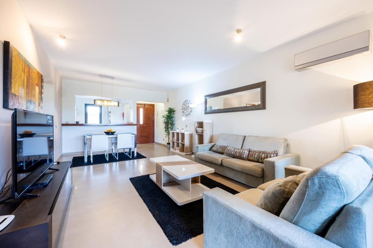 Apartment Coolhouses Algarve, 2 Bed Elegant Flat, Private Pool & Garden, Facilities, Mar Da 19 *