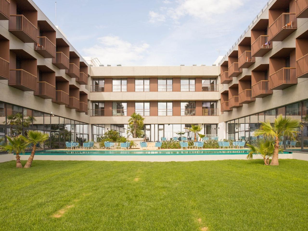 Hotel Sea View Business & Leisure 4*