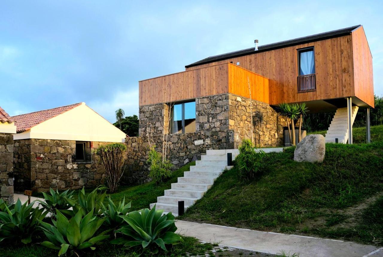 Patio Lodge *