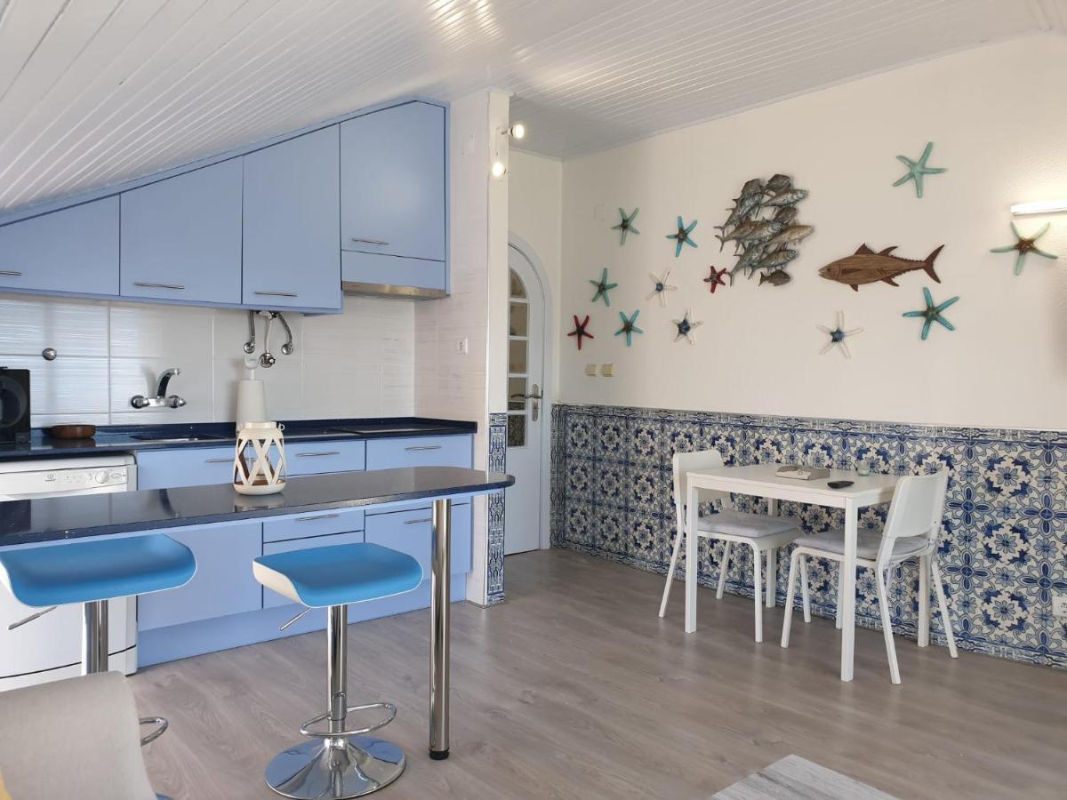 Apartment Blue House With Parking Sesimbra