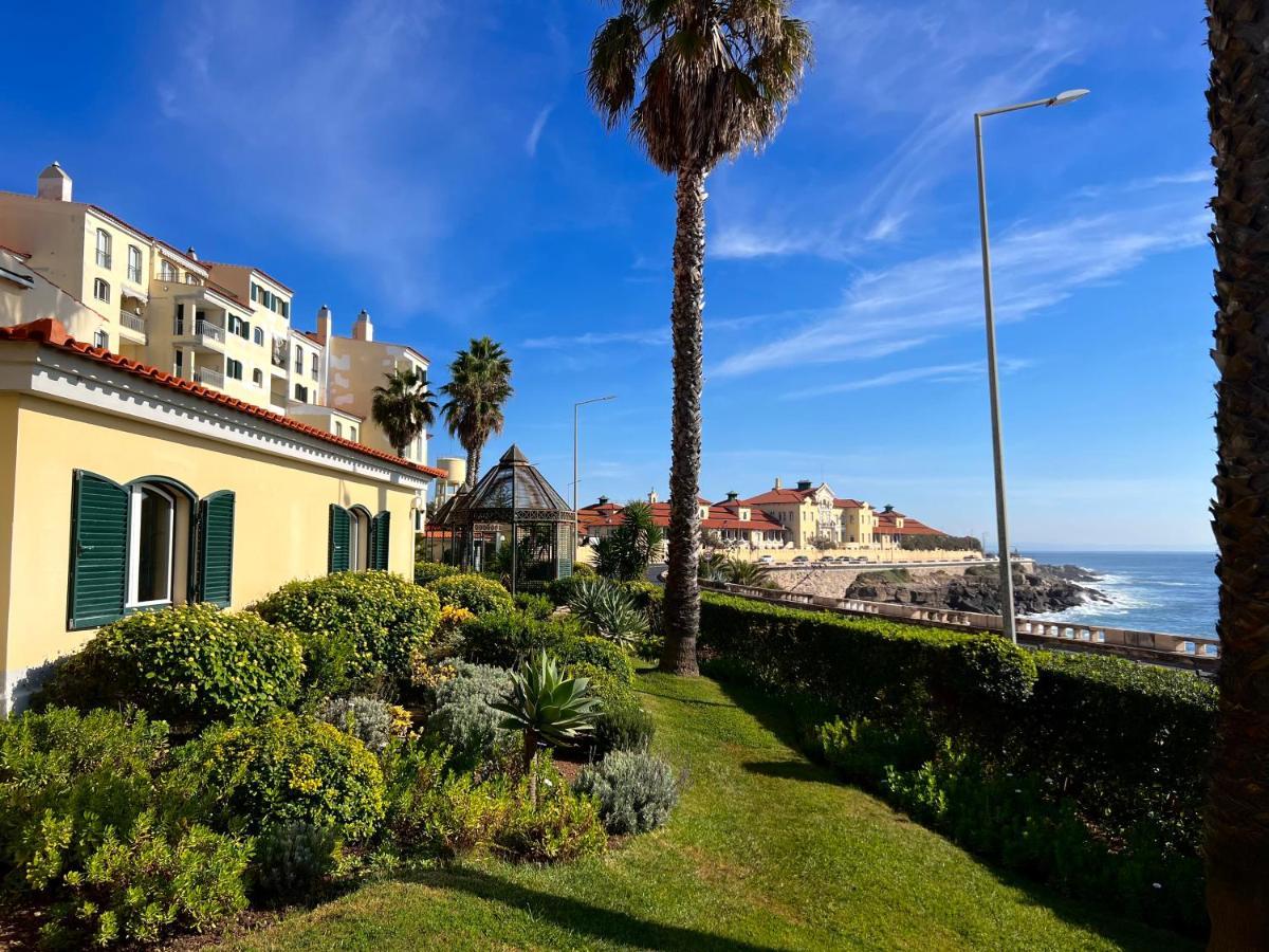 Lux Cascais Ocean View Apartment *