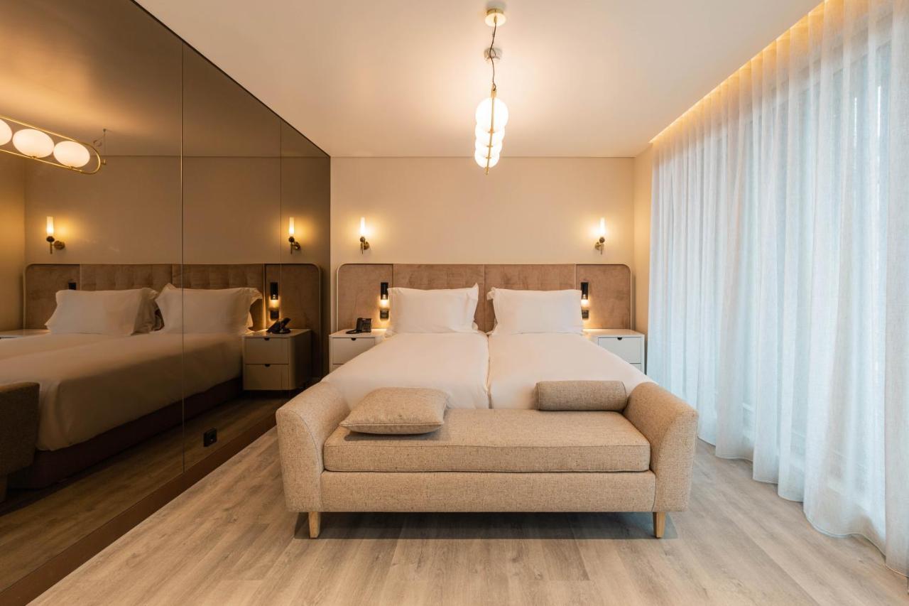 Luster Lisbon