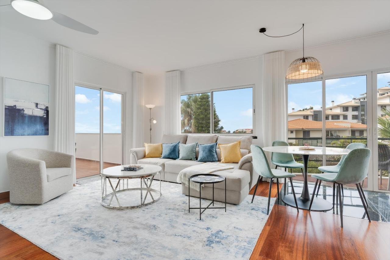 Cozy Penthouse By Madeira * Canico (Madeira)