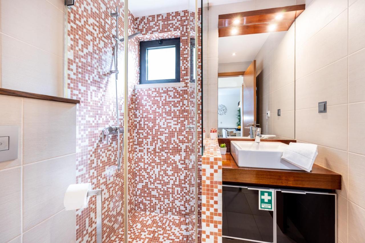 Apartment Coolhouses Algarve, 2 Bed Elegant Flat, Private Pool & Garden, Facilities, Mar Da 19 Praia Da Luz
