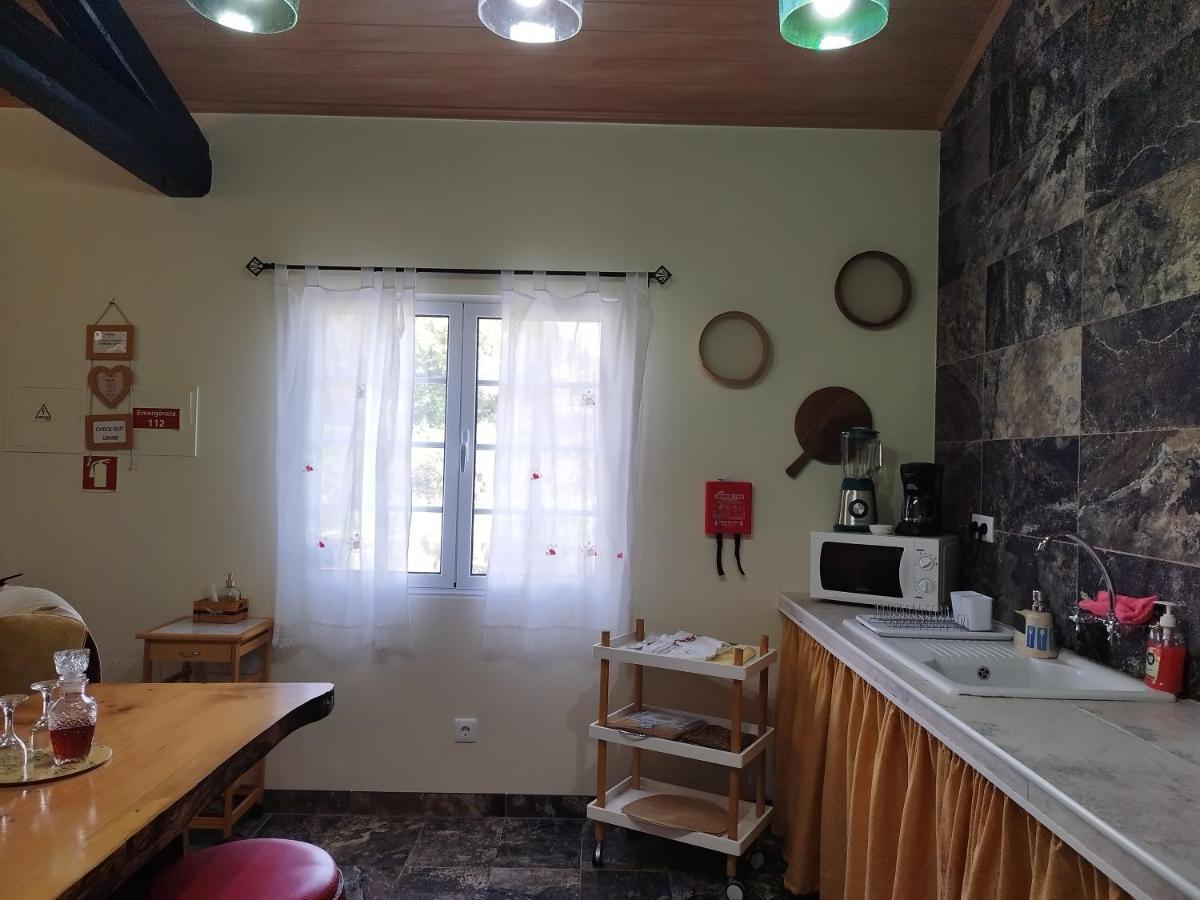 Quinta Dos Sentidos , Rustic Holiday Houses In Sao Vicente Ferreira Holiday home *