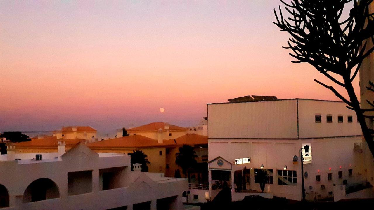 Jeannie's Oura Estrela Apartamento *