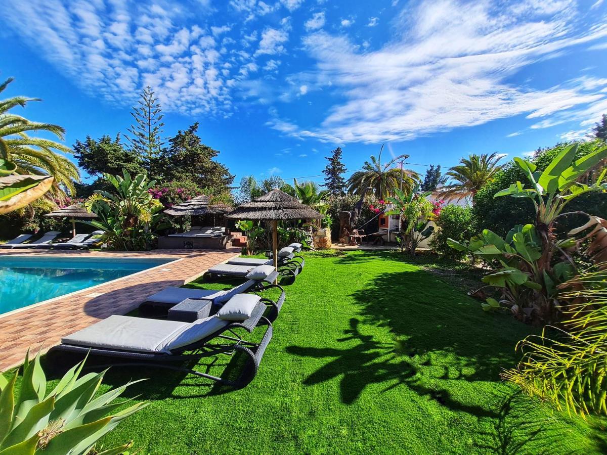 Bed & Breakfast Villa Paraiso - Naturism Optional Adults Only Porches (Algarve)