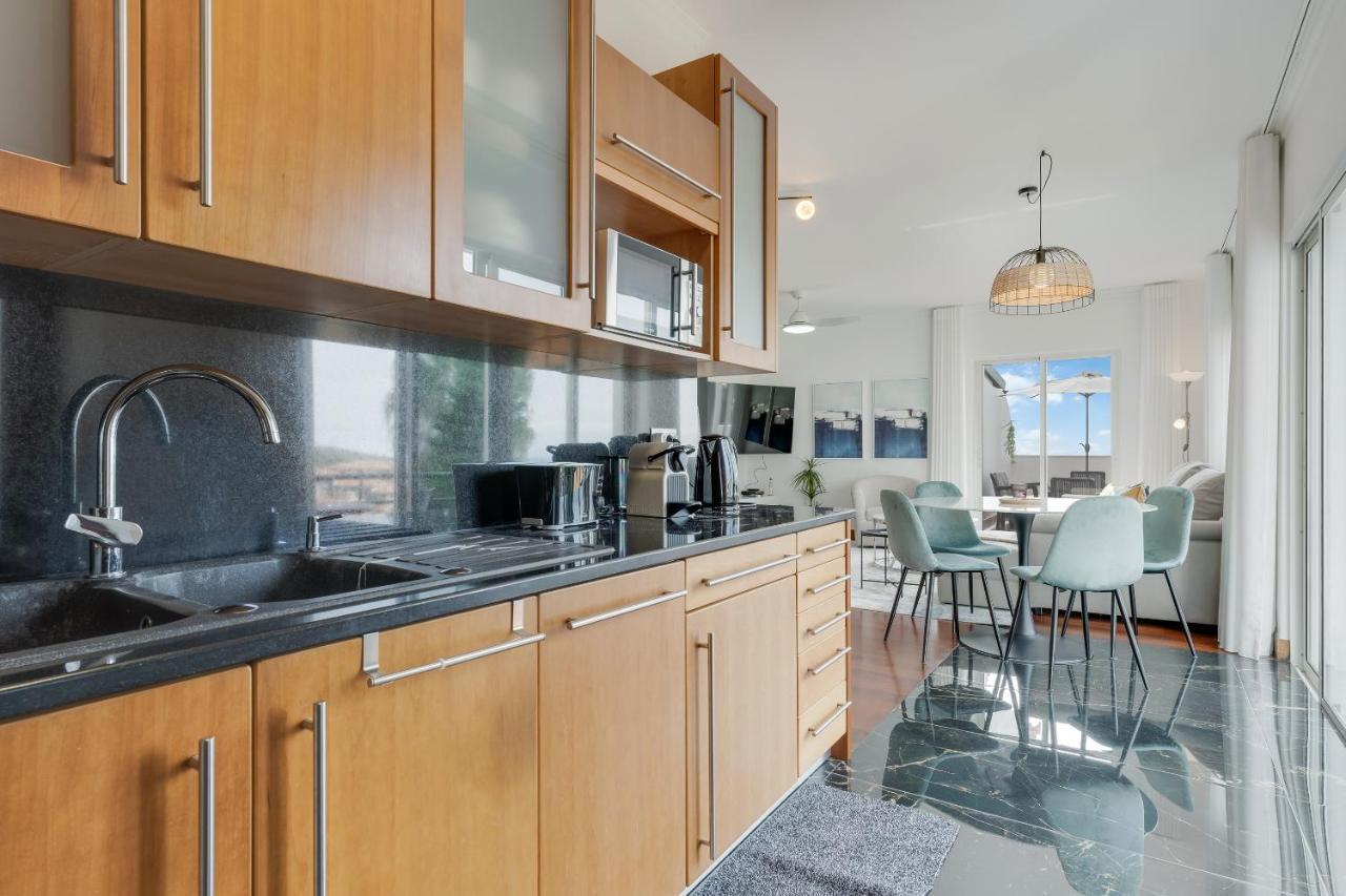 Cozy Penthouse By Madeira * Canico (Madeira)