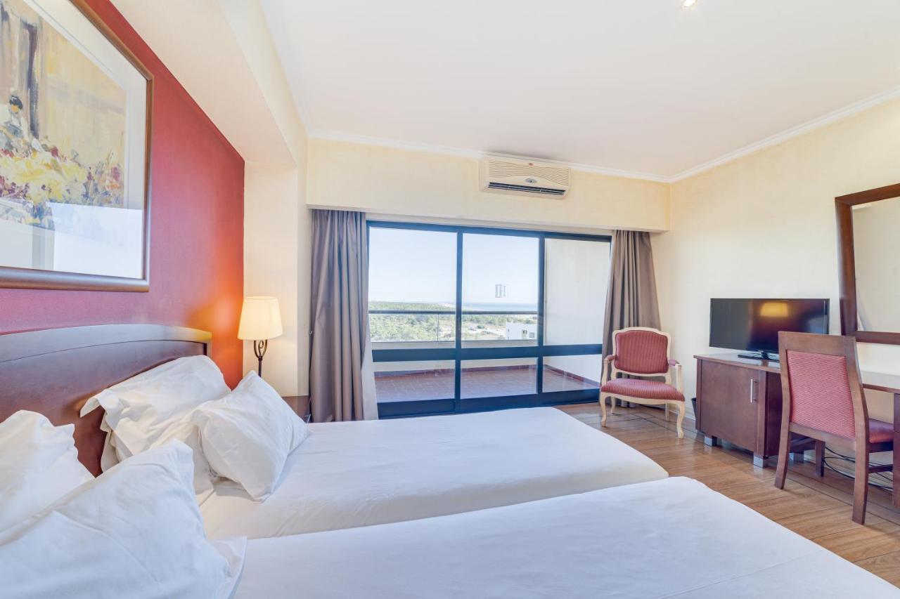 Yellow Hotel Monte Gordo