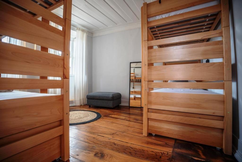 Hostel Door 21 - &
