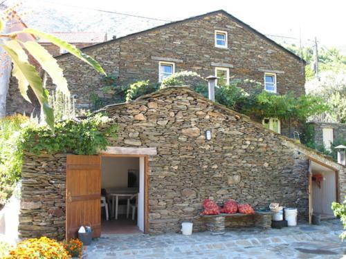 Casas Da Nascente Loriga