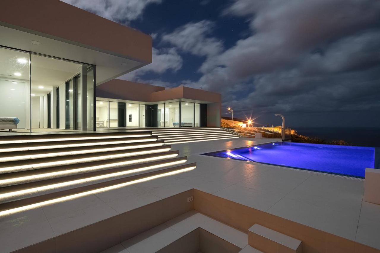 Camacho - Ultra Luxury *
