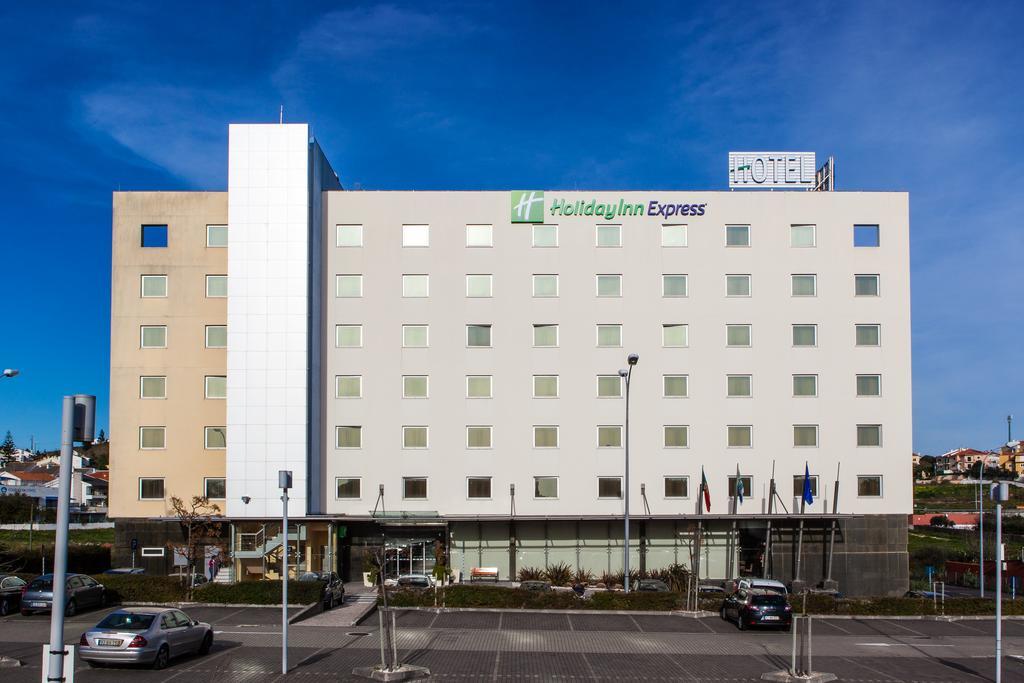 Hotel Express Lisbon-oeiras, An Ihg 3*