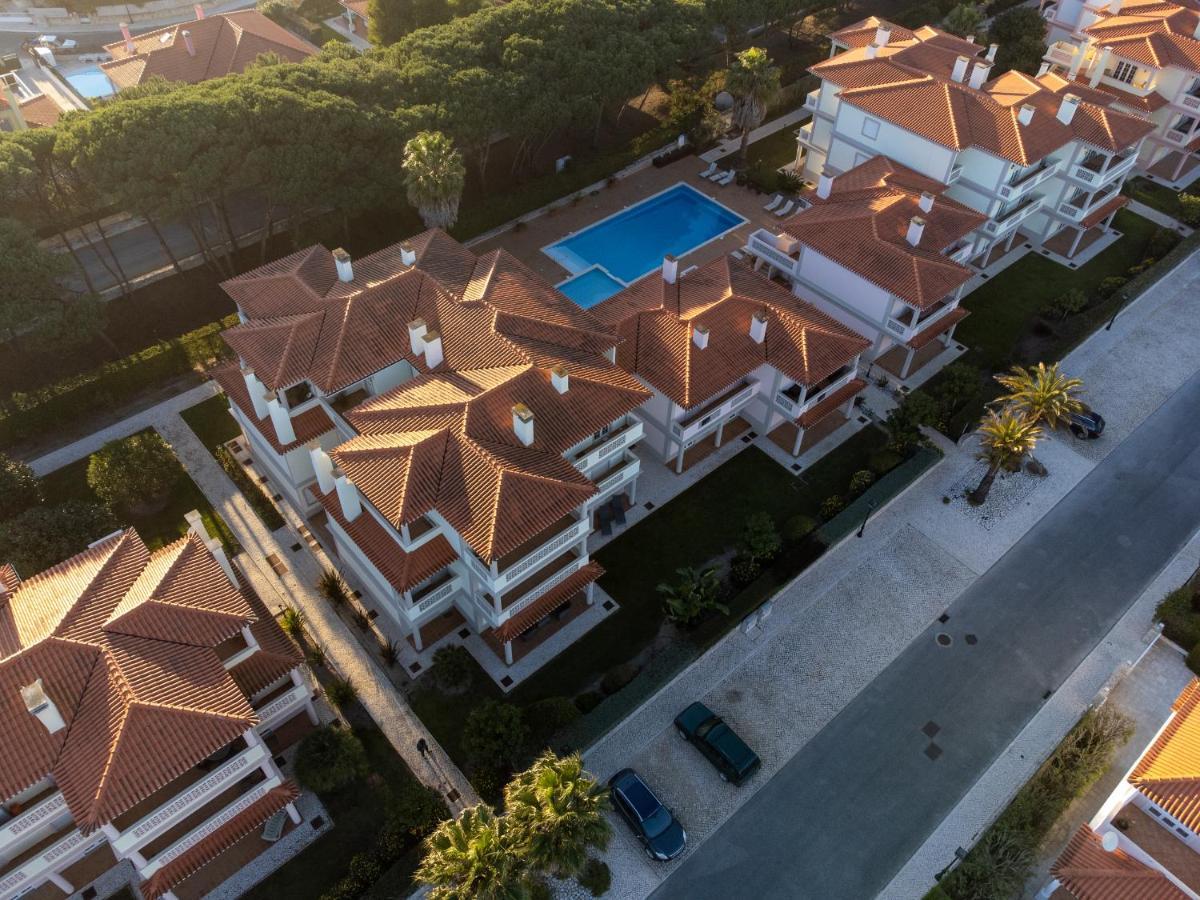 Apartment T3 Caravelas *