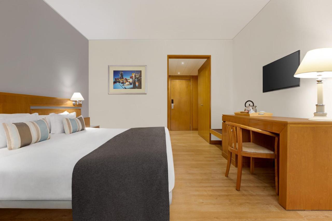 Hotel Tryp By Wyndham Parque Montijo