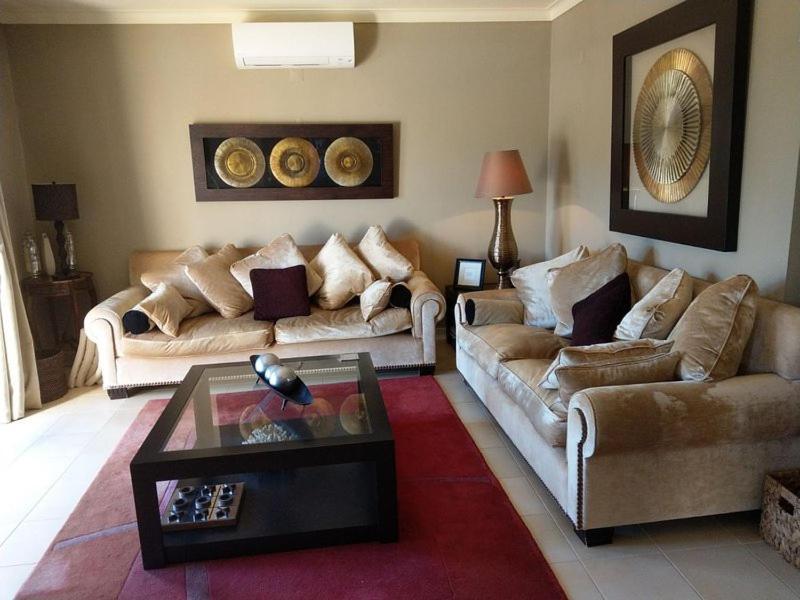 Stunning 3 Bed With Pool- Golf