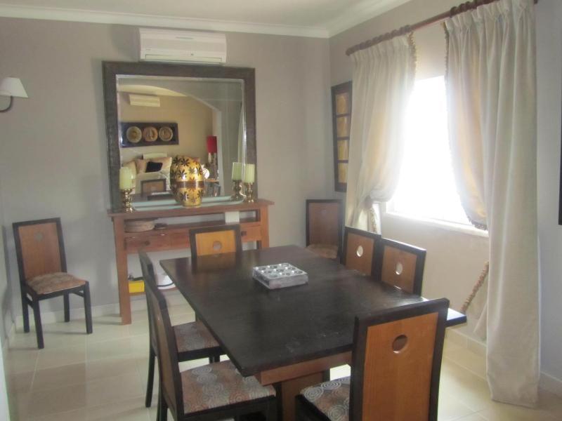 Villa Stunning 3 Bed With Pool- Golf *