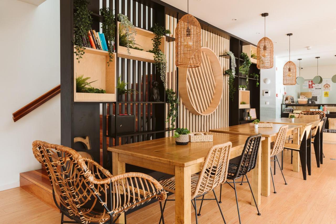 Hostel The Salty Pelican Yoga & Surf Retreat *