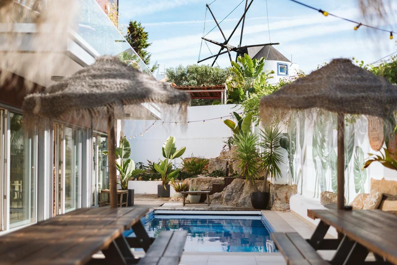 Hostel The Salty Pelican Yoga & Surf Retreat
