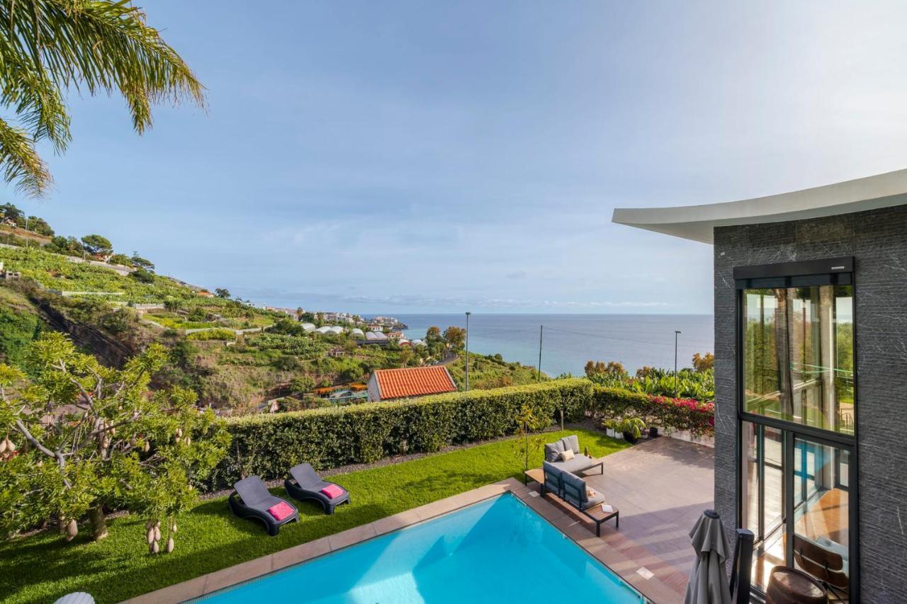 Villa Quebradas By An Island