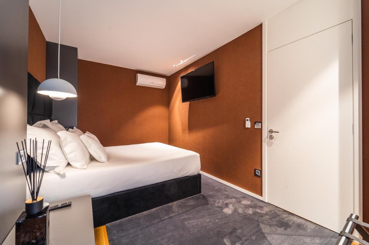 Lux Housing Seculo Xxi * Braga