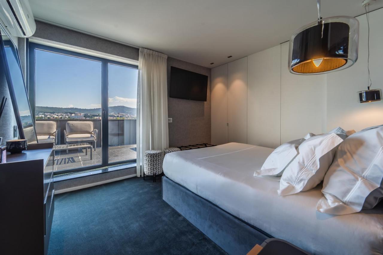 Lux Housing Seculo Xxi * Braga