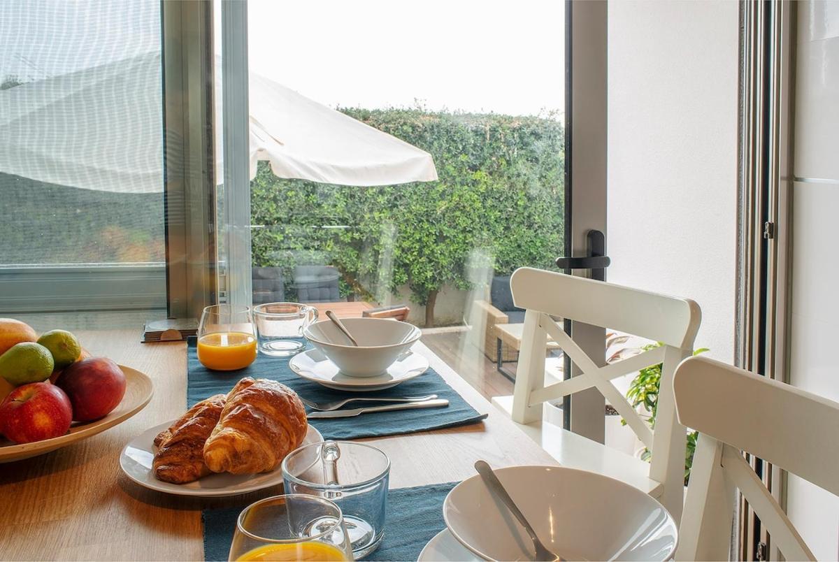 06 - Gorgeous - Stunning Sea View Holiday home *