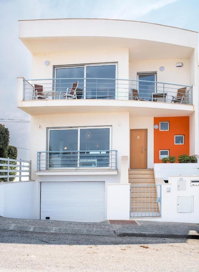 06 - Gorgeous - Stunning Sea View Holiday home *
