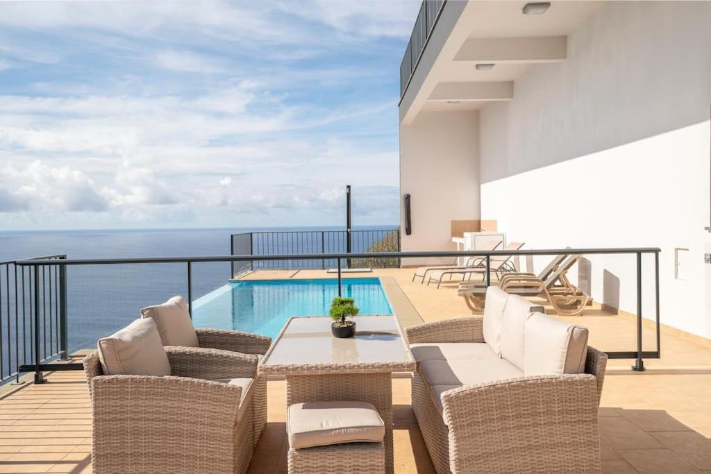Marina View - Pool & Stunning Ocean View Apartamento *