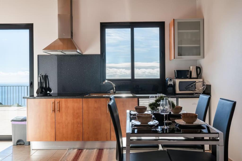 Apartamento Marina View - Pool & Stunning Ocean View Calheta (Madeira)