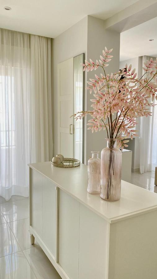Ocean View Luxury Apartment